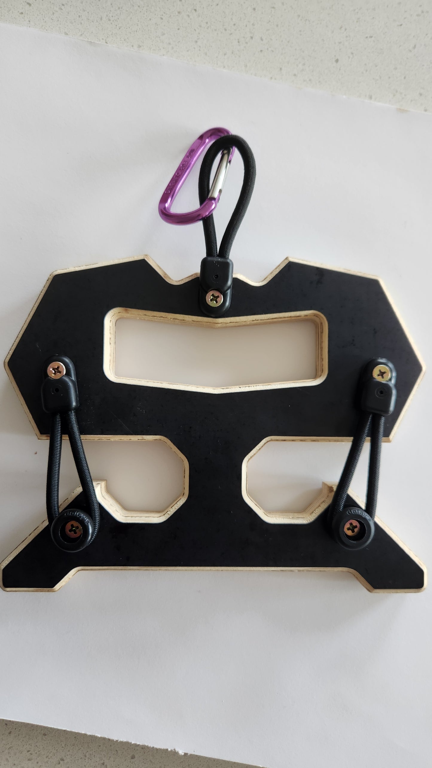 Digital Files - Grocery bag carrier + organiser
